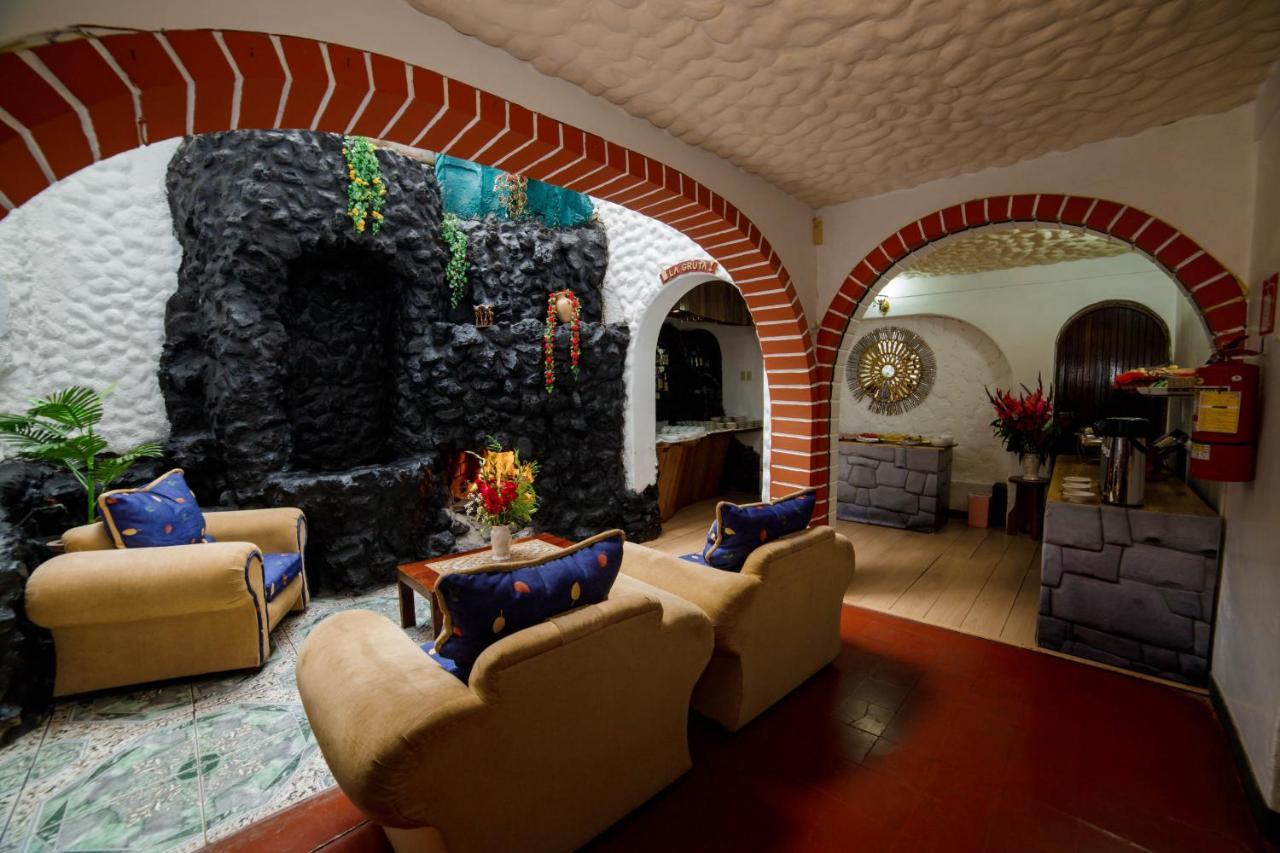 Carlos V Hotel Cusco Eksteriør billede